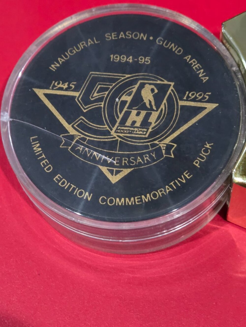 Cleveland Lumber Jacks Inaugural Season Gund Arena 1994-95 Hockey Puck #365/2000 - Picture 3 of 3